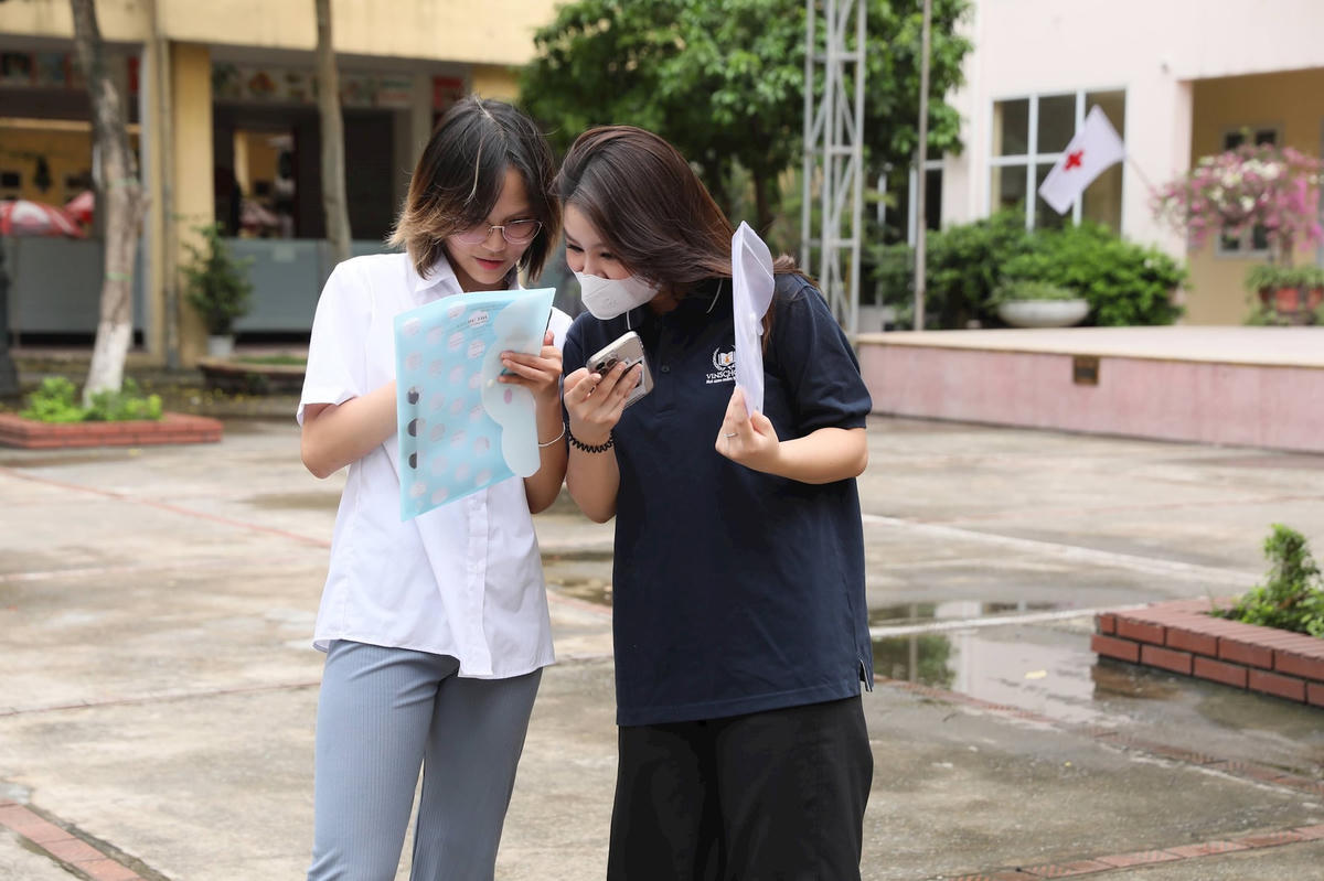 thi-sinh-du-thi-tot-nghiep-thpt-1.jpg
