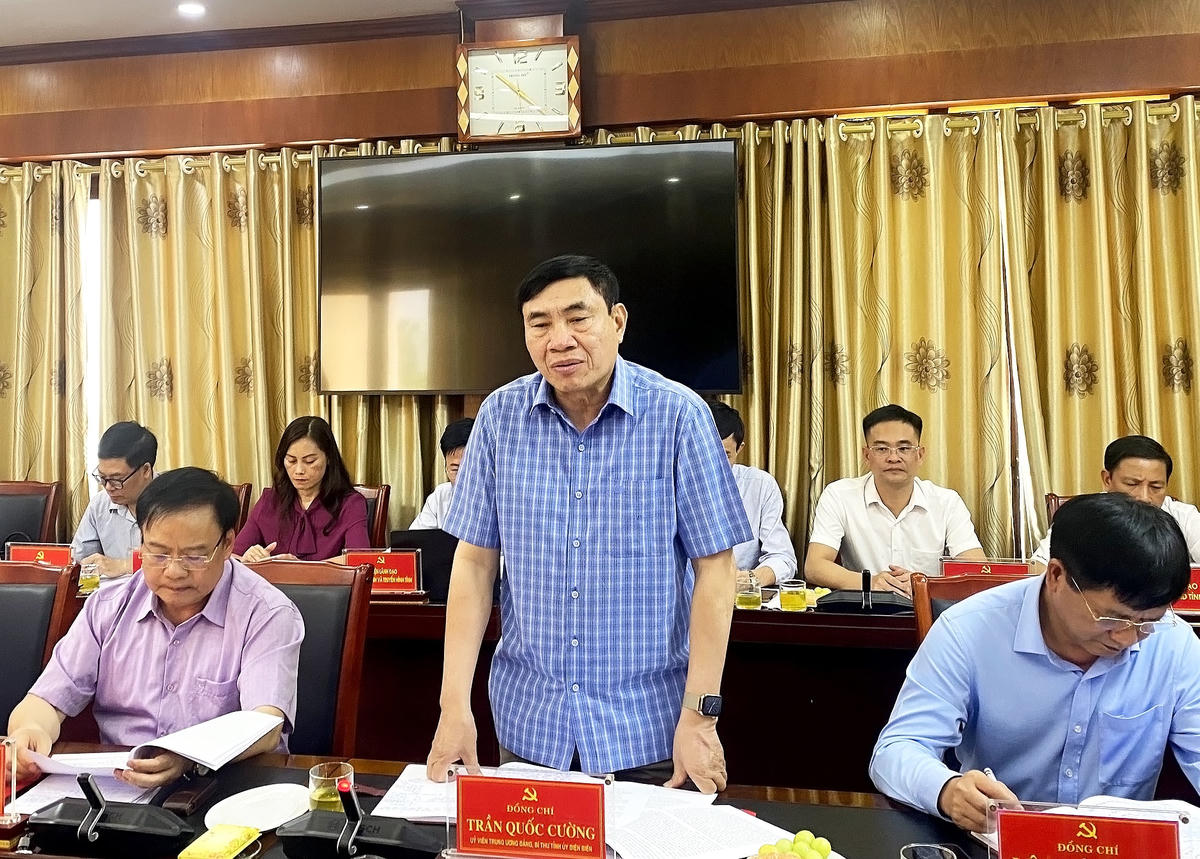 Bí thư Tỉnh ủy Điện Biên Trần Quốc Cường phát biểu tại cuộc làm việc.