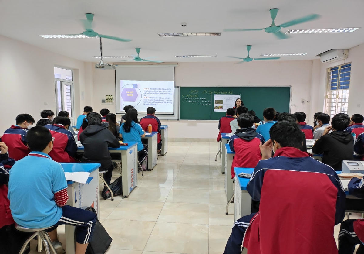 Nhiều giáo viên lo lắng nếu đảm nhận dạy môn tích hợp ở cấp THCS.