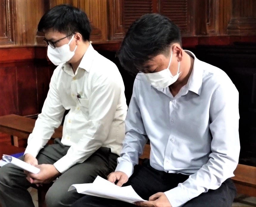 Các bị cáo tại tòa sơ thẩm. (Ảnh: H.Phúc).