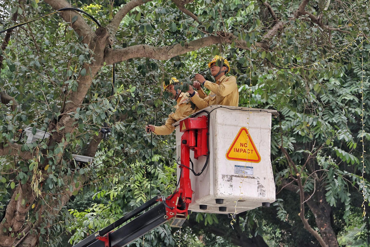 [ẢNH] Hà Nội: Gấp rút hoàn thiện không gian phố đi bộ Trần Nhân Tông