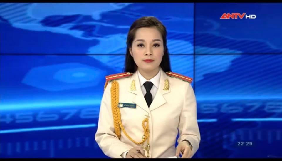 Minh Hương nói làm báo với cô là nhân duyên. 