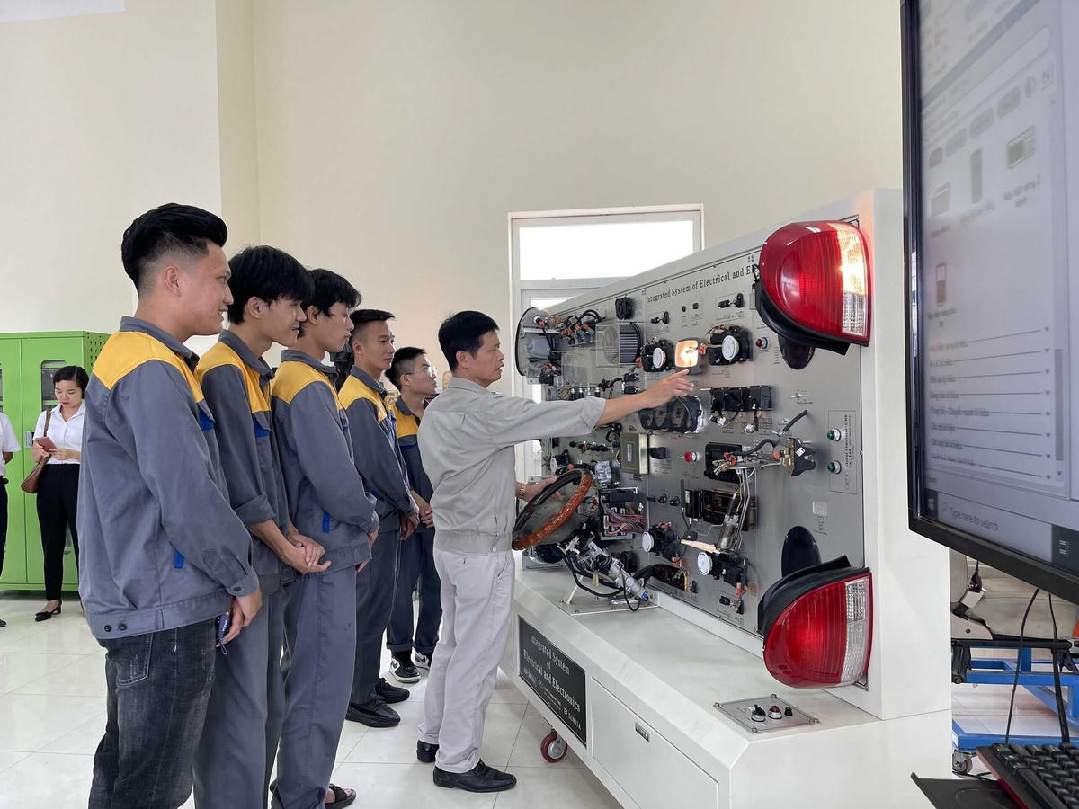 Hoạt động giảng dạy tại Trường Cao đẳng Việt - Hàn Quảng Ninh. Ảnh minh họa.