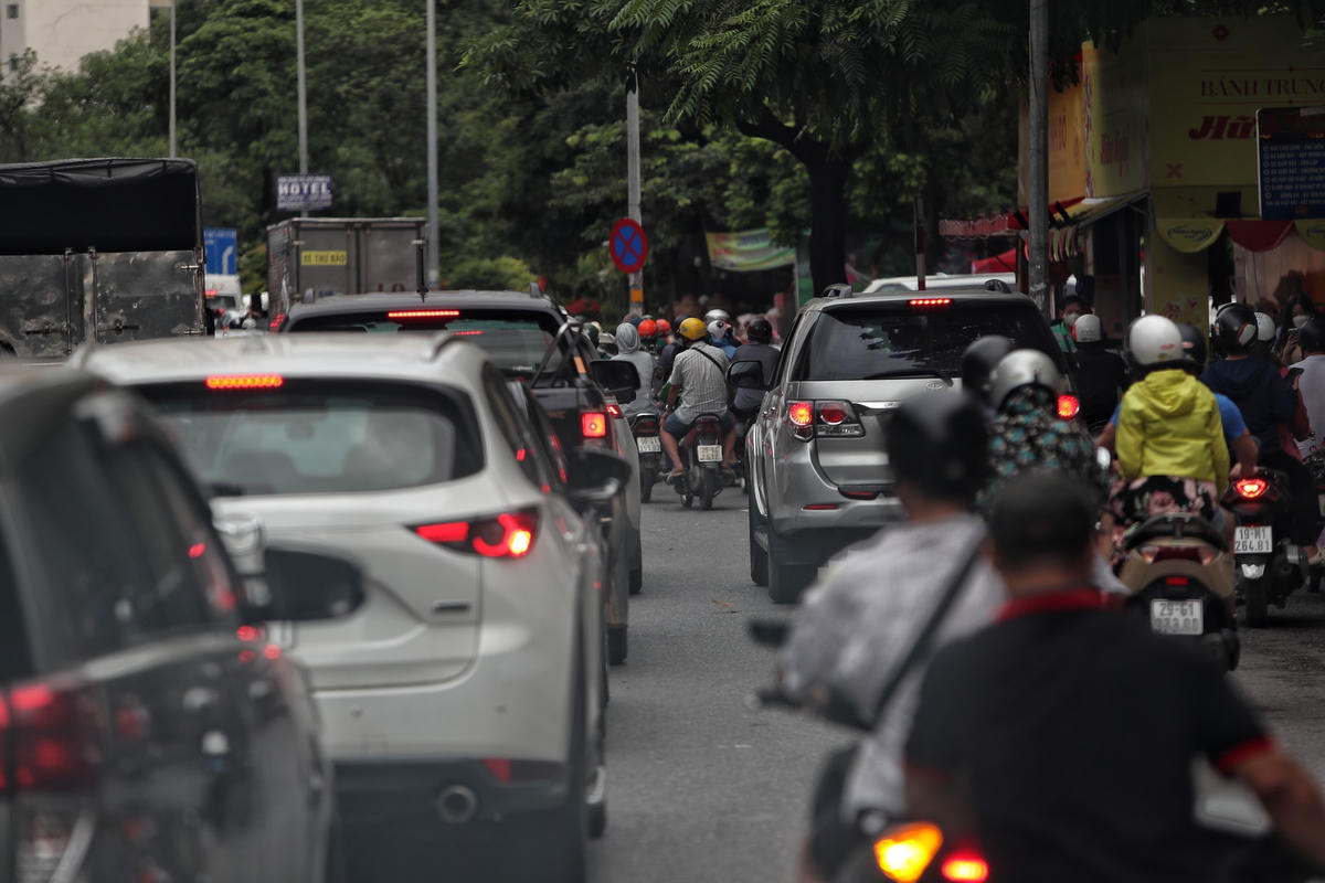 Chị Nguyễn Thị Linh quê Thanh Hoá chia sẻ, sau kỳ nghỉ lễ, chị cùng chồng và hai con bắt đầu quay trở lại Thủ đô vào trưa ngày 4/9 để chuẩn bị đưa các con đi khai giảng năm học mới.