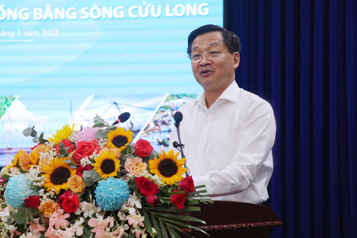 Phó Thủ tướng Chính phủ Lê Minh Khái phát biểu tại hội nghị.