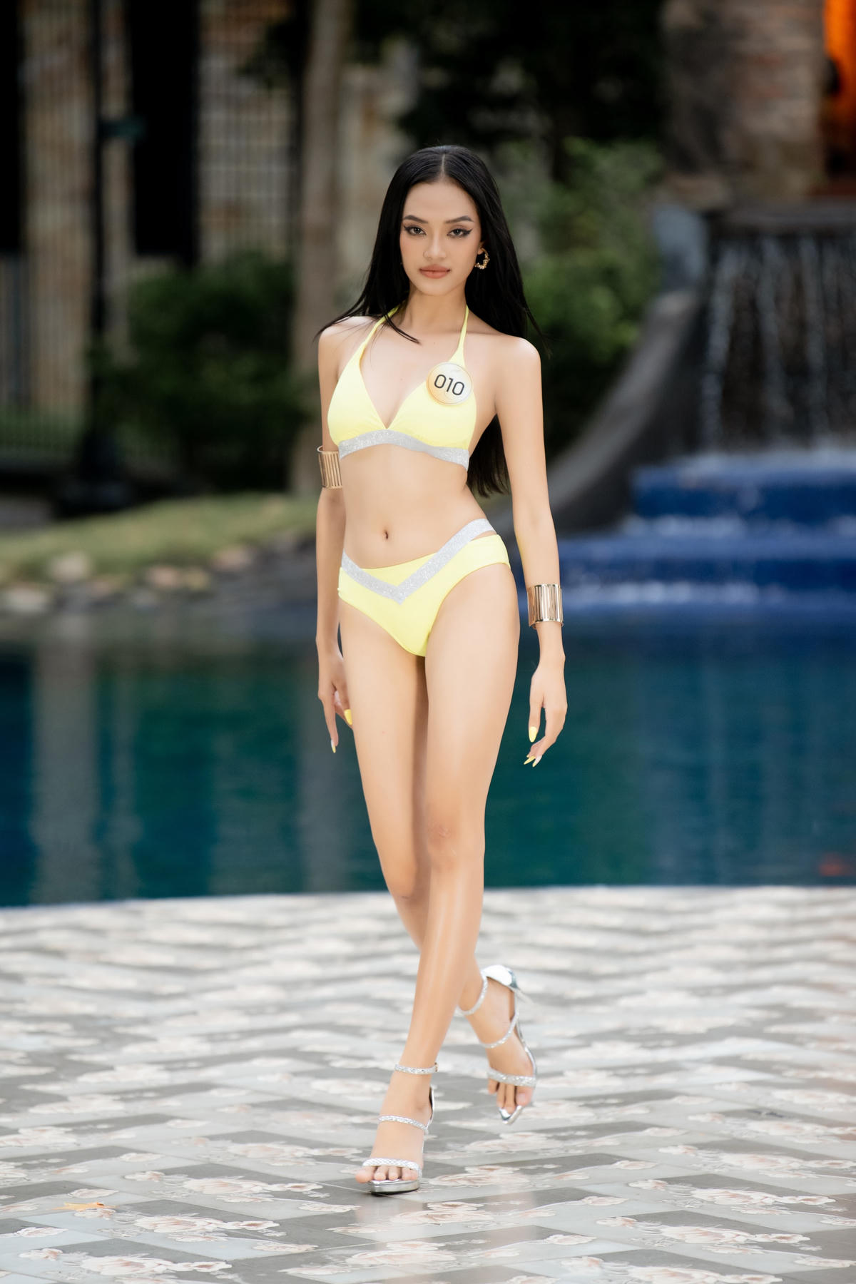 Bên cạnh phần thưởng từ cuộc thi, cô gái chiến thắng phần thi này cũng sẽ giành tấm vé bước thẳng vào Top 20 chung cuộc Miss Grand Vietnam - Hoa hậu Hòa bình Việt Nam 2022. 