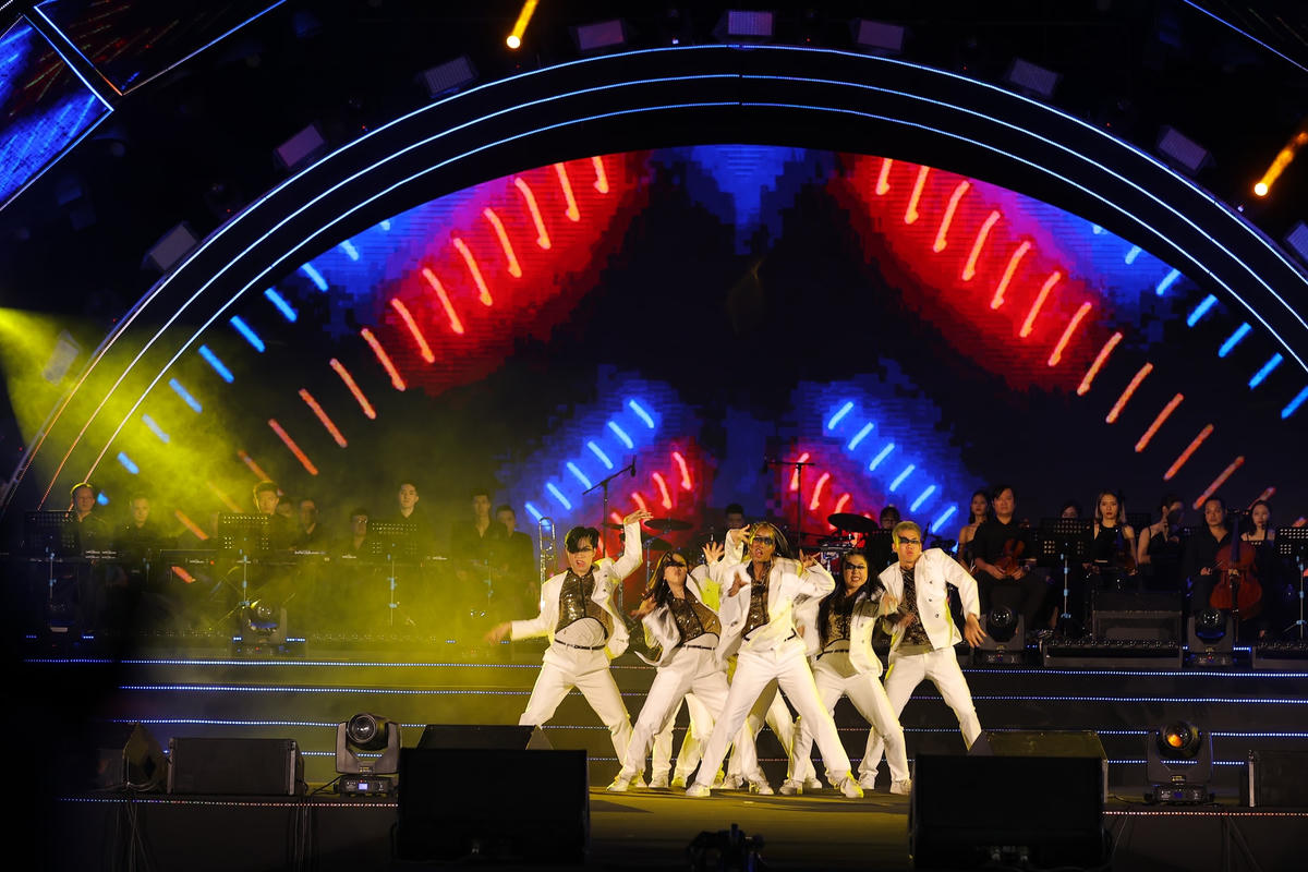 Nhóm nhạc khách mời đến từ Úc truyền lửa tình yêu âm nhạc.