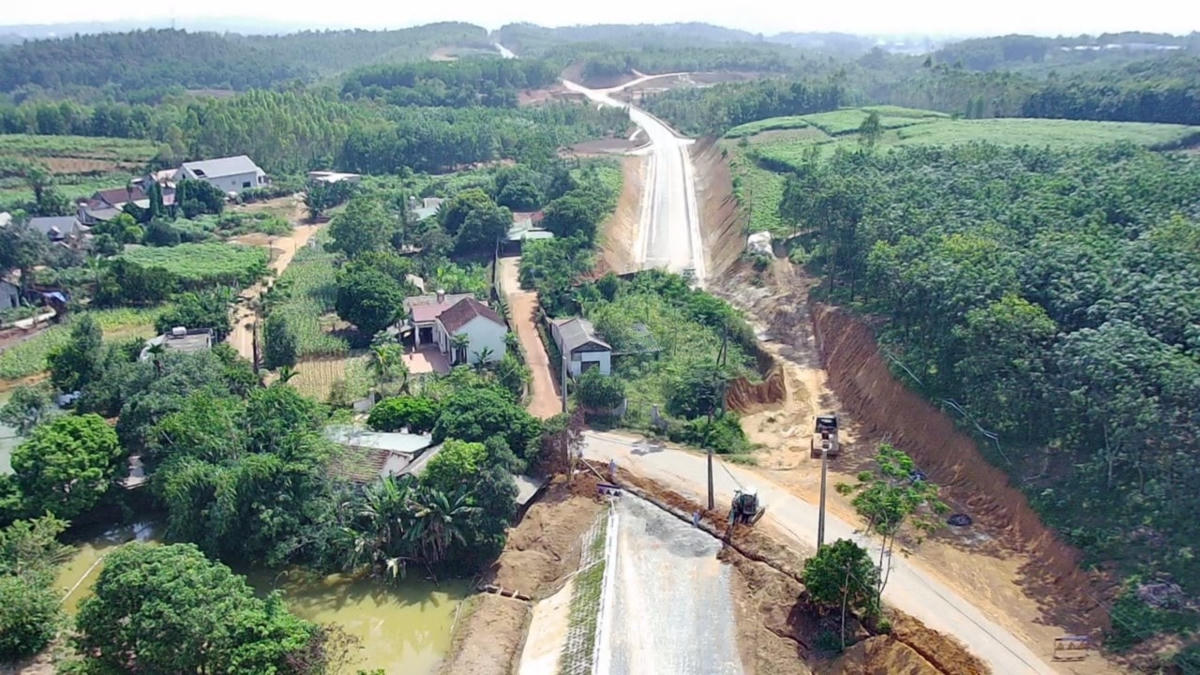 Tại xã Đồng Lương, còn có hộ gia đình ông Hạ Văn Mừng