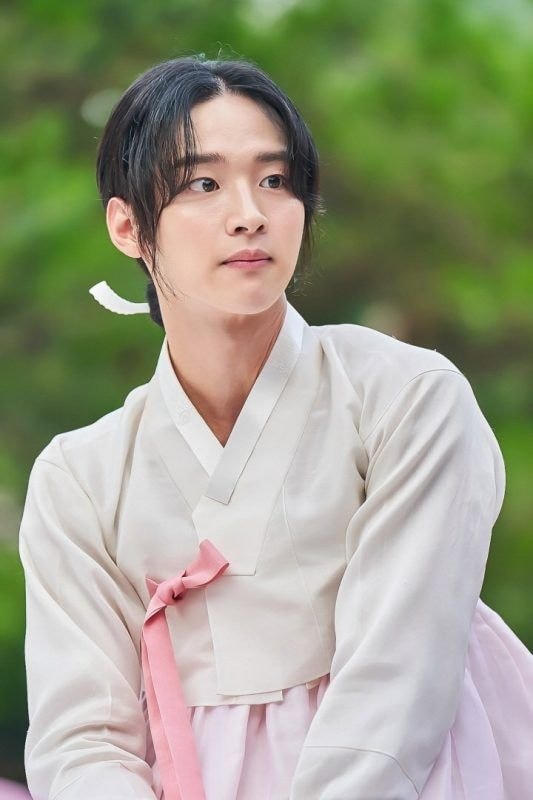 “Tiểu sử chàng Nokdu” đưa tên tuổi của Jang Dong Yoon vượt khỏi phạm vi Hàn Quốc.