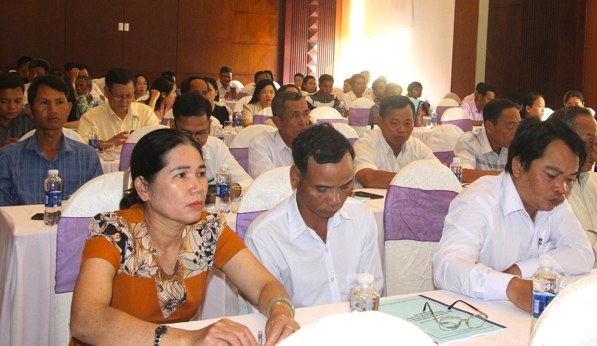 Các đại biểu tham dự Hội nghị tập huấn.
