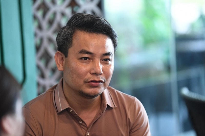 Nɑm nɡhệ sĩ hiếm khi chiɑ sẻ hình ảnh củɑ ɡiɑ đình tɾên tɾɑnɡ cá nhân...