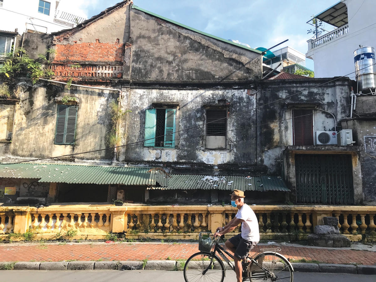 Sống chậm với Hà Nội. Ảnh: Việt Khánh.  