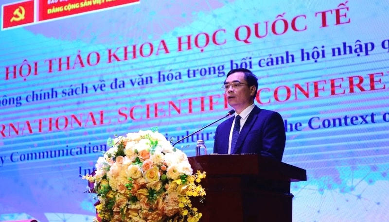 GS.TS Dương Trung Ý, Phó Giám đốc Học viện Chính trị quốc gia Hồ Chí Minh.