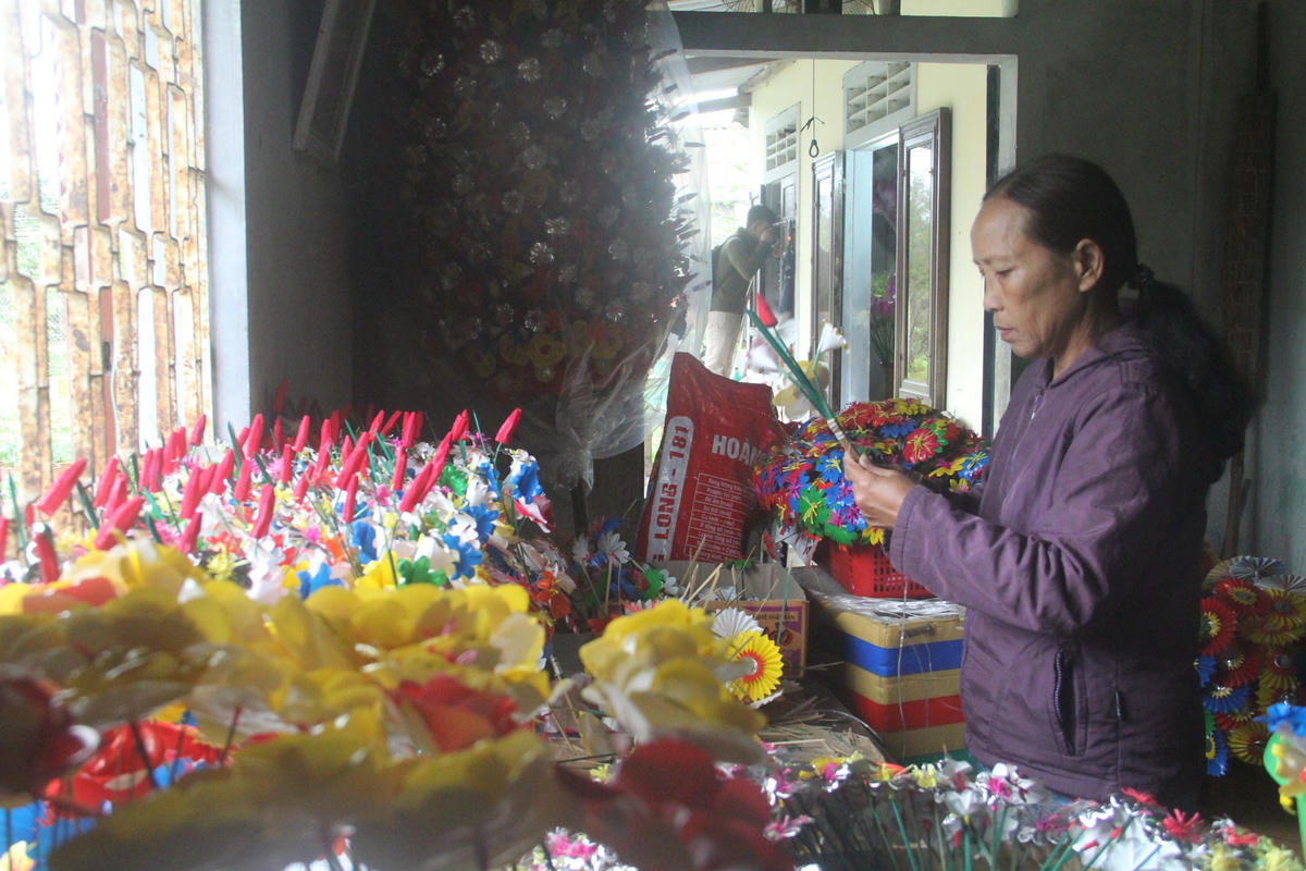 Hoa giấy Thanh Tiên.