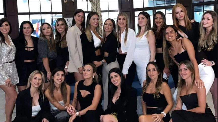 Chân dung 19 nàng WAGs hứa xăm mình nếu đội tuyển Argentina vô địch World Cup 2022 (Ảnh: TyC Sports).