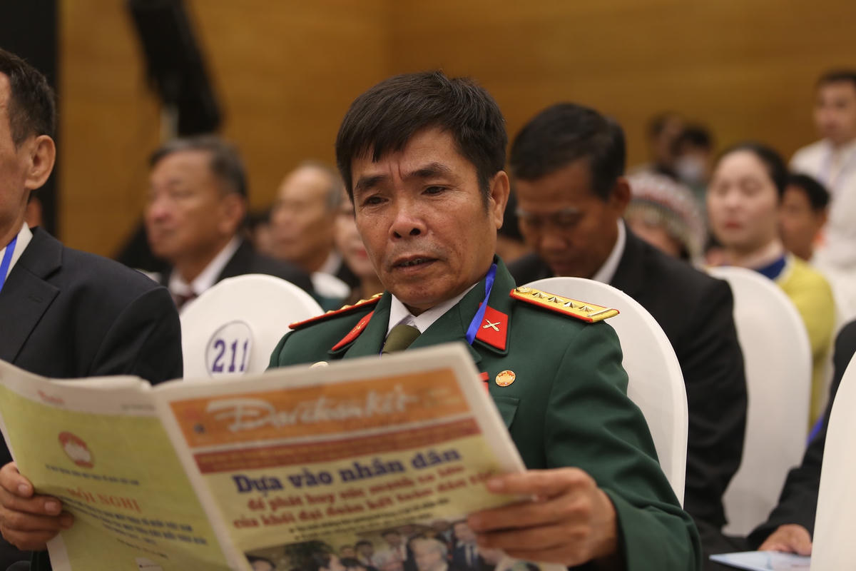 Đại biểu tham dự Hội nghị.