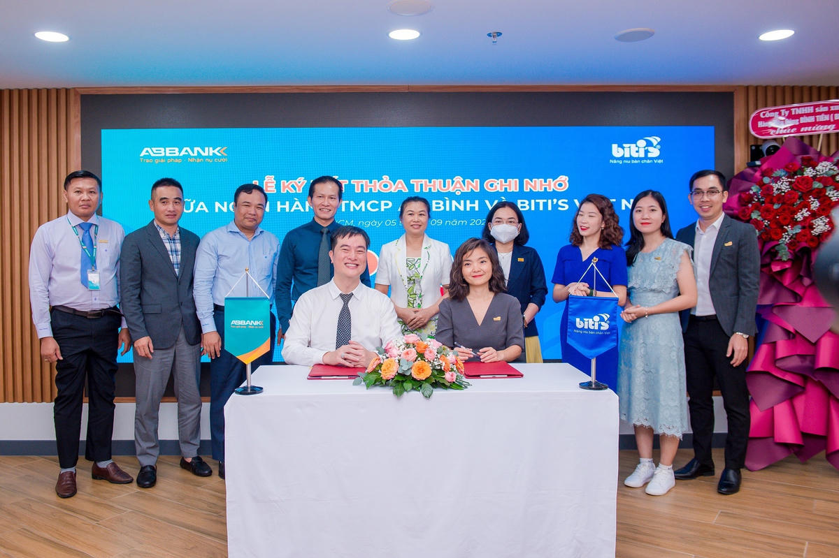 Sự kiện hợp tác giữa ABBANK và Biti’s.