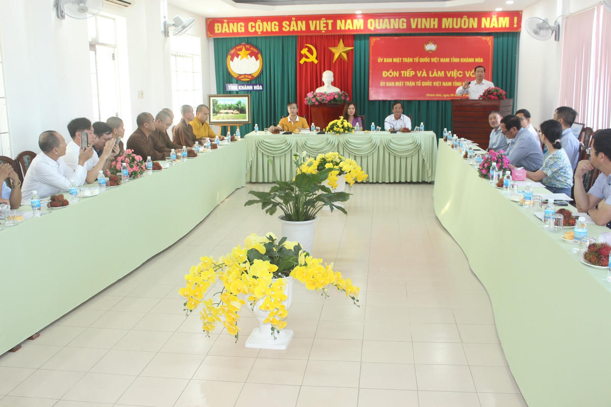 Uỷ ban MTTQ Việt Nam tỉnh Khánh Hoà làm việc với Uỷ ban MTTQ Việt Nam tỉnh Nghệ An.