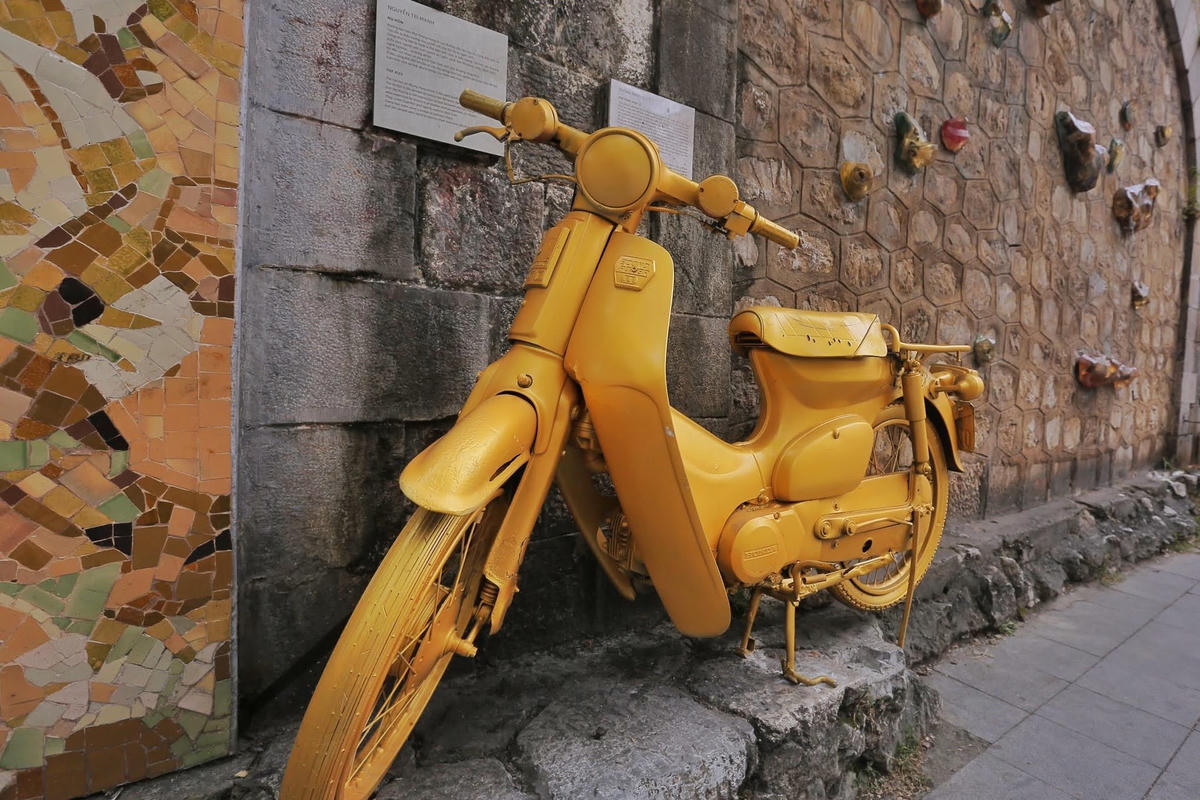 Chiếc xe máy "kim vàng giọt lệ" hiện đã được tu sửa.