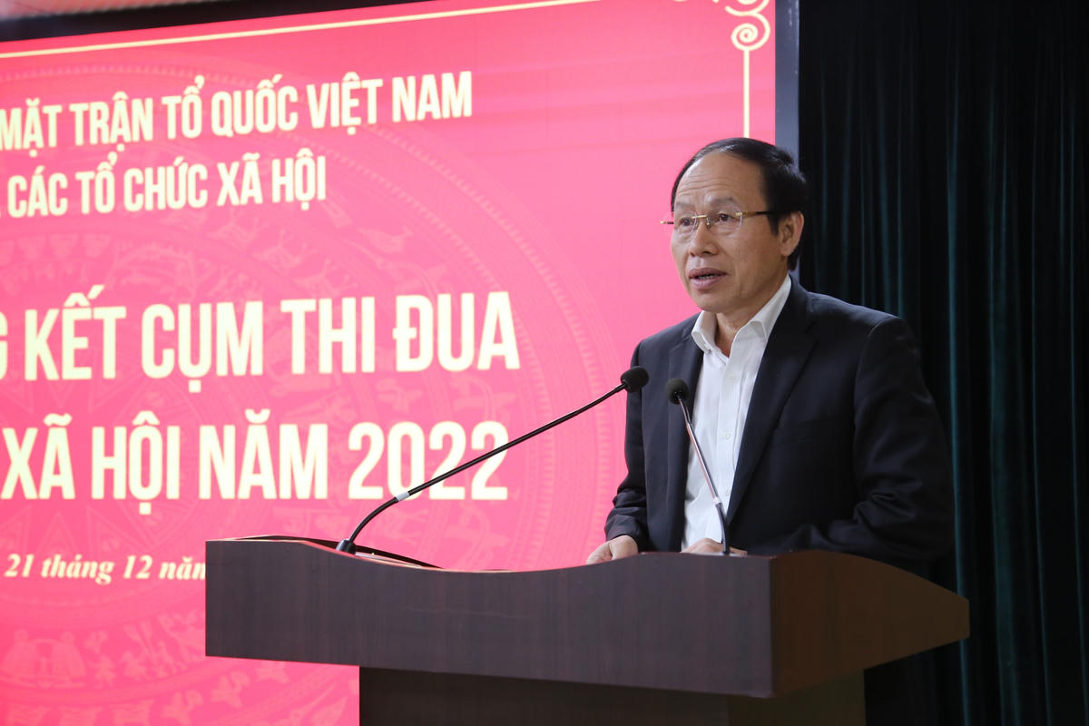 Phó Chủ tịch - Tổng Thư ký Lê Tiến Châu phát biểu tại Hội nghị.