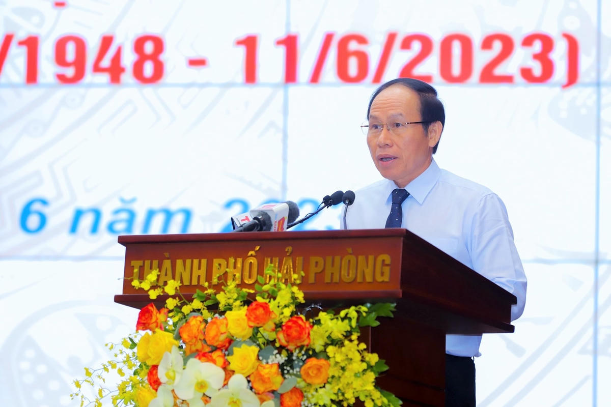 Ủy viên Trung ương Đảng, Bí thư Thành ủy Hải Phòng Lê Tiến Châu phát biểu tại Hội nghị. Ảnh: Cổng thông tin điện tử TP Hải Phòng.