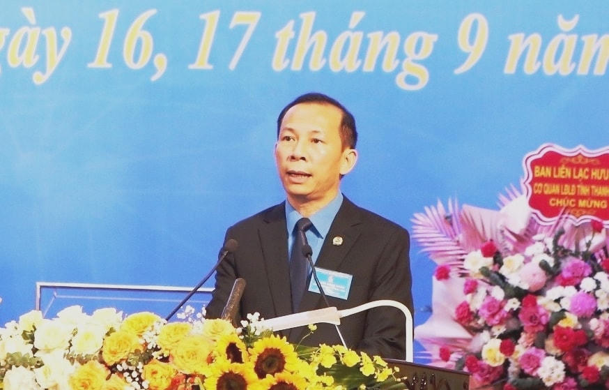 Ông Võ Mạnh Sơn, Chủ tịch Liên đoàn Lao động tỉnh Thanh Hóa phát biểu khai mạc Đại hội.
