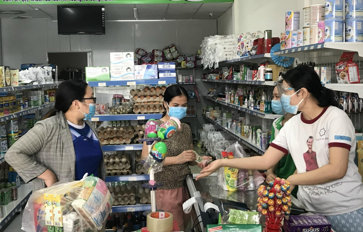 Cuộc vận động “Người Việt Nam ưu tiên dùng hàng Việt Nam” đã từng bước thay đổi thói quen tiêu dùng của người dân.