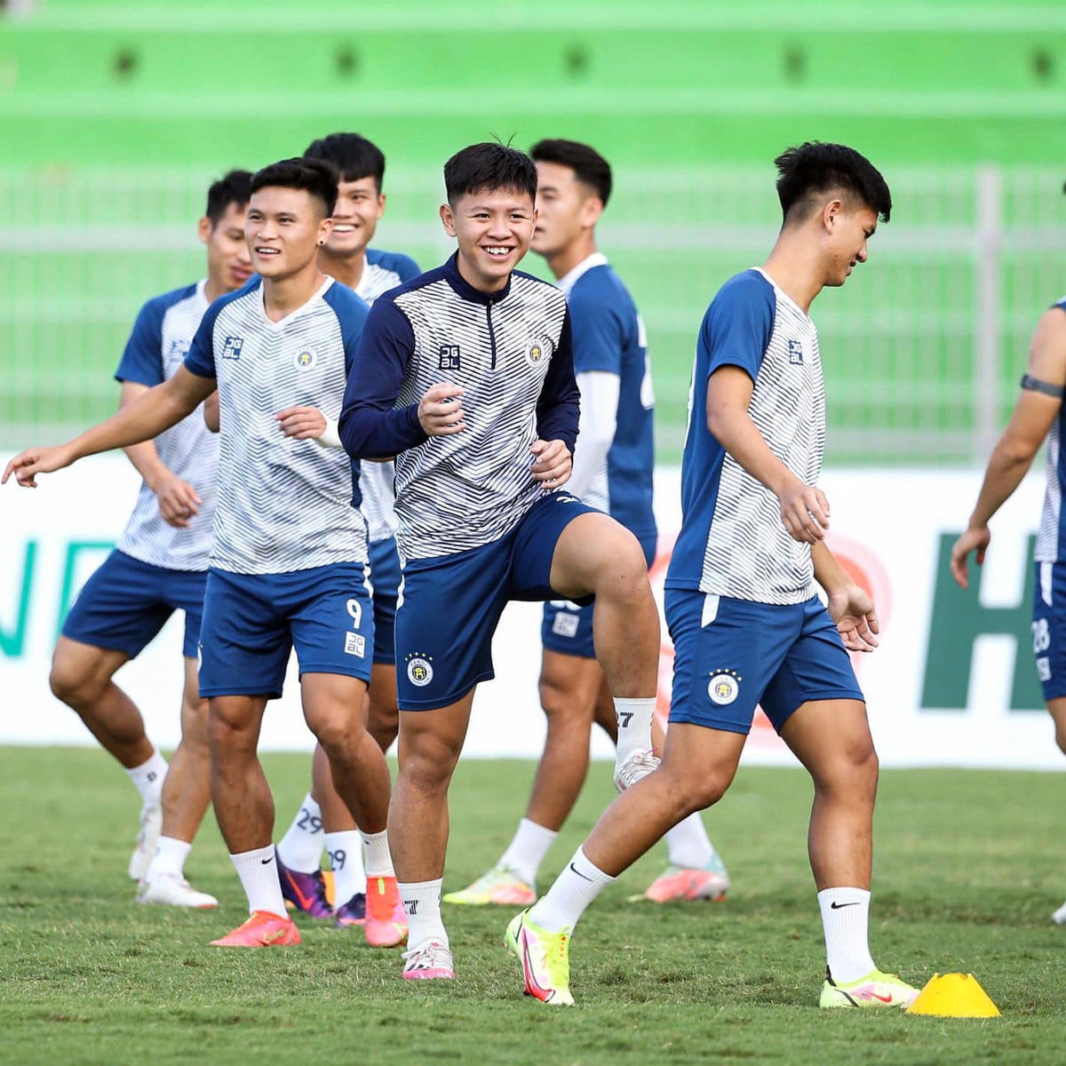 Hanoi FC cho CLB Công an Nhân dân mượn'sao U23 Việt Nam' về đá giải Hạng Nhất