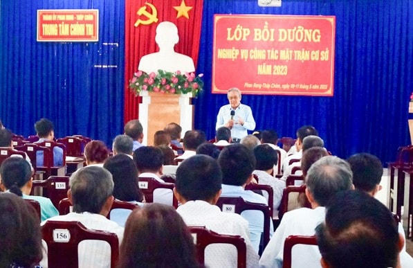 Quang cảnh hội nghị.