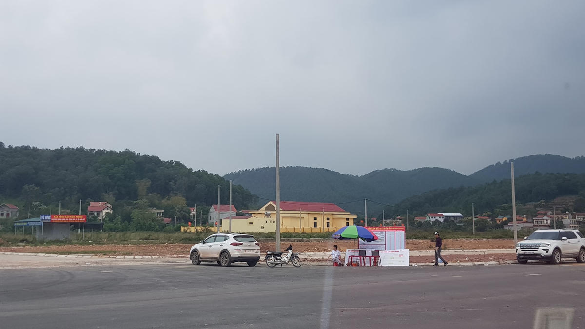 Hoạt động bất động sản ở huyện Yên Dũng (Bắc Giang) bị đóng băng. Ảnh: Hà An.