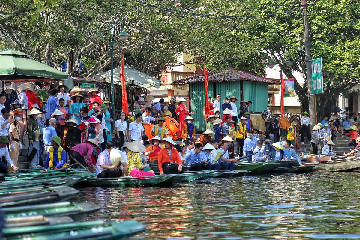 Tổ chức tuần lễ du lịch Ninh Bình 2023 'Sắc vàng Tam Cốc-Tràng An'