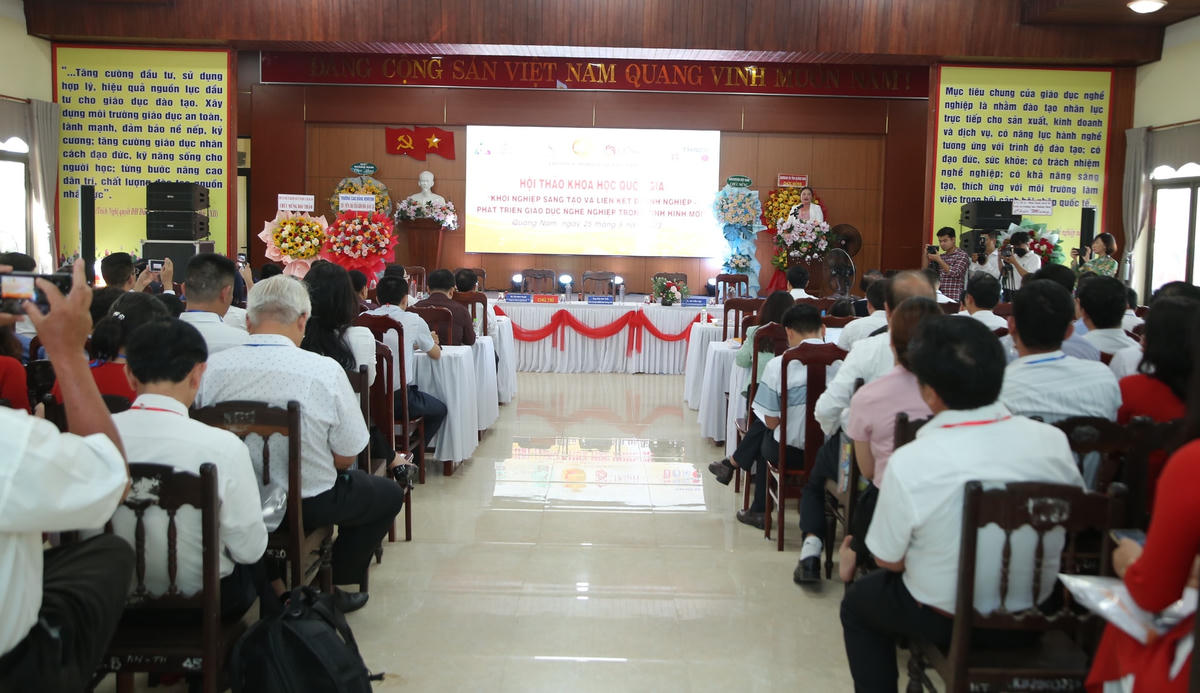 Quang cảnh Hội thảo. 