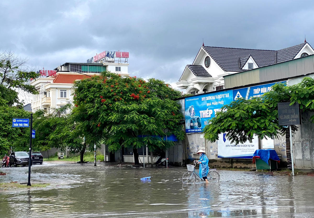 Điều này khiến cho dân cư của 2 khu phố gặp nhiều bất tiện.