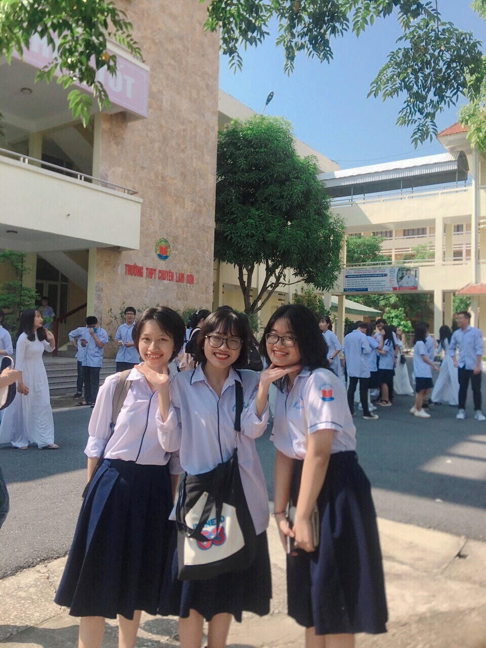 Sau nhiều nỗ lực, cựu học sinh chuyên Toán Trường THPT chuyên Lam Sơn đã thực hiện được ước mơ ghi danh vào NUS.