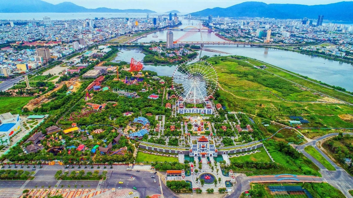 Đà Nẵng giữ vững vị thế thành phố đáng sống - đáng đầu tư của Việt Nam.