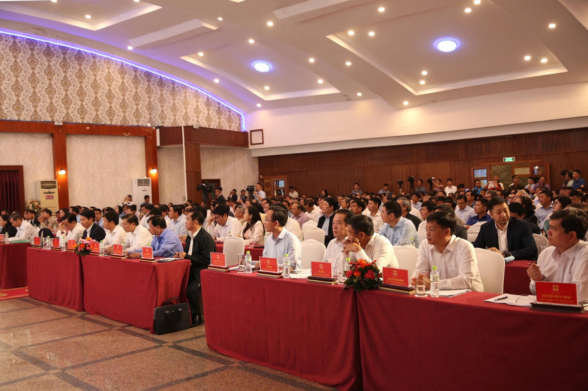 Bảo đảm đầu tư có trọng tâm, trọng điểm các dự án phát triển KT-XH vùng đồng bào dân tộc thiểu số và miền núi- Ảnh 3. Bảo đảm đầu tư có trọng tâm, trọng điểm các dự án phát triển KT-XH vùng đồng bào dân tộc thiểu số và miền núi- Ảnh 3.