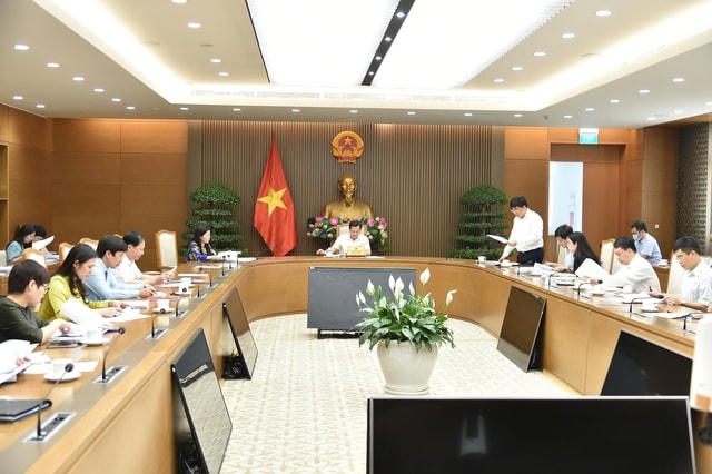 Quang cảnh cuộc họp.