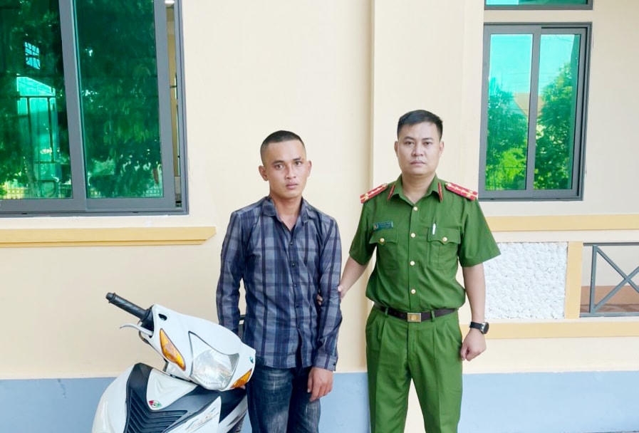 Đối tượng Phan Đăng Lương tại cơ quan công an.