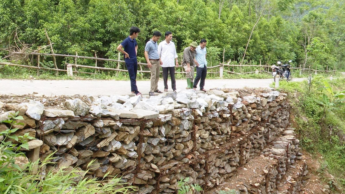 Các ban giám sát cộng đồng phát huy vai trò, trách nhiệm trong việc giám sát các công trình xây dựng trên địa bàn xã Thổ Bình (huyện Lâm Bình, Tuyên Quang).