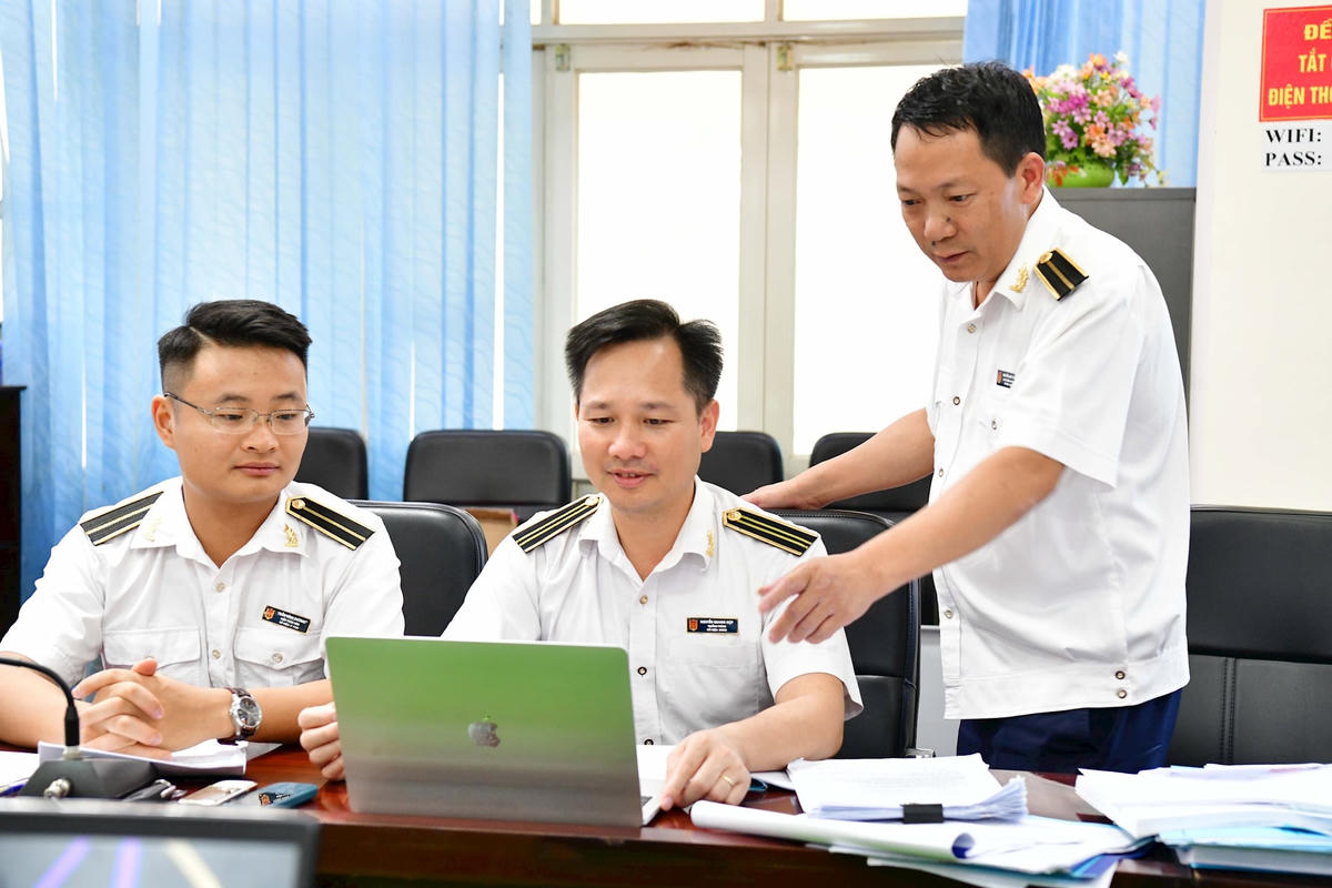 Không ngừng học tập, nâng cao trình độ nghiệp vụ để nâng cao chất lượng công việc được giao- Ảnh: tư liệu