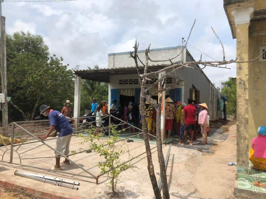 Cái chết thương tâm và bất ngờ cả bà Nguyệt và em Hương khiến người thân, hàng xóm bàng hoàng, thương xót.