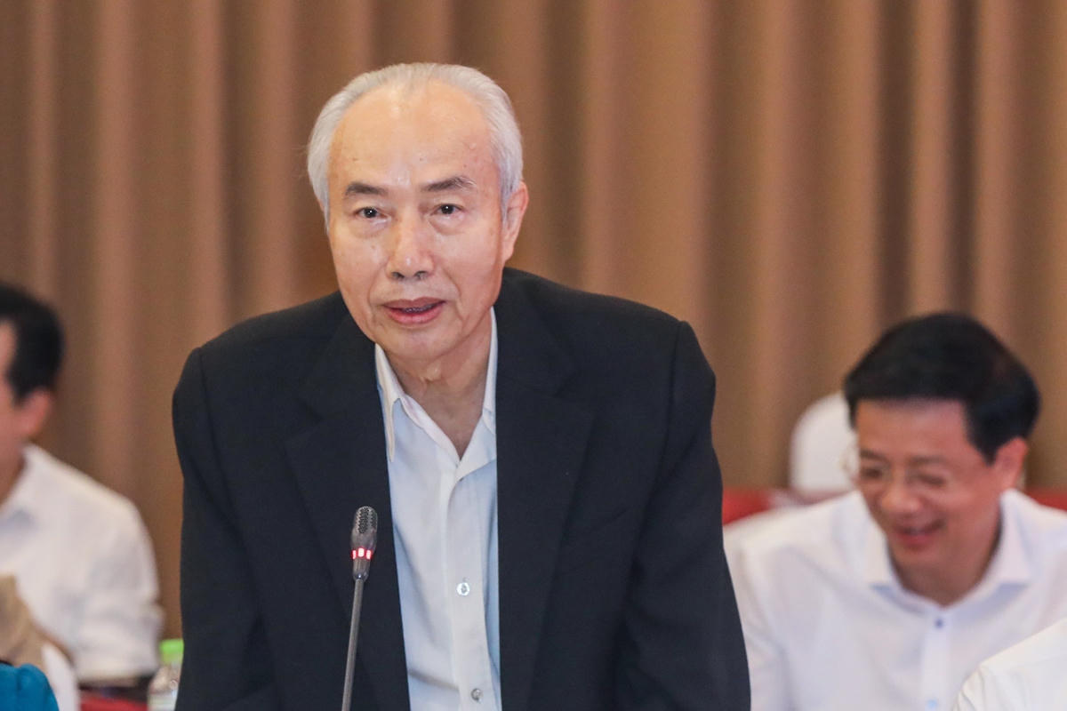 Nguyên Chủ tịch UBTƯ MTTQ Việt Nam Huỳnh Đảm phát biểu tại Hội nghị. Ảnh: Quang Vinh.
