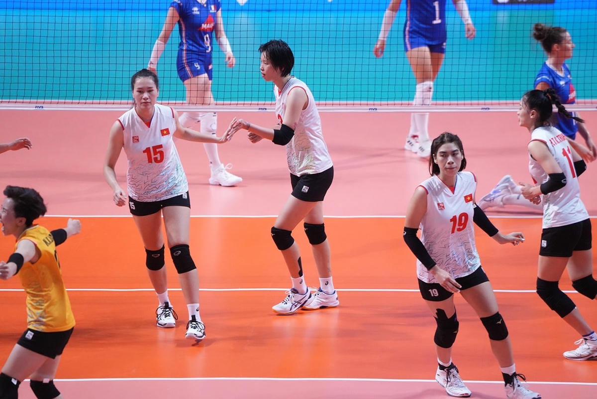 Tuyển bóng chuyền nữ Việt Nam khởi đầu thuận lợi (Ảnh: H.T).