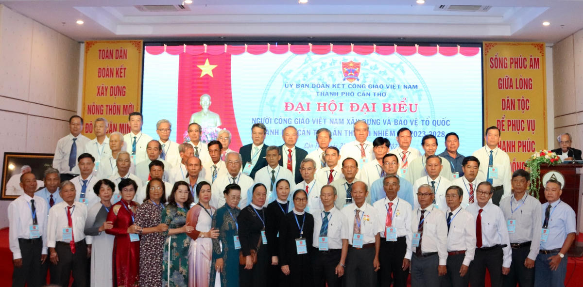 Uỷ ban ĐKCG TP Cần Thơ khoá VIII, nhiệm kỳ 2023-2028.