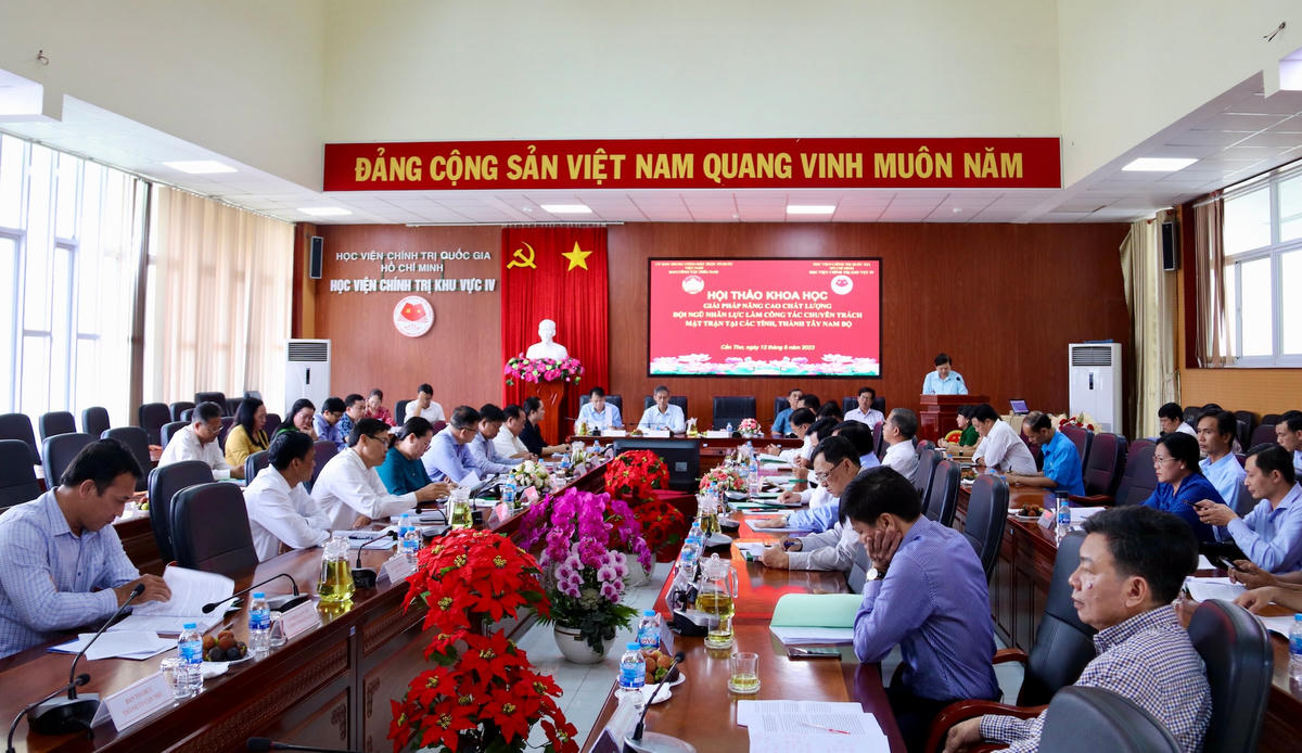 Quang cảnh hội thảo.