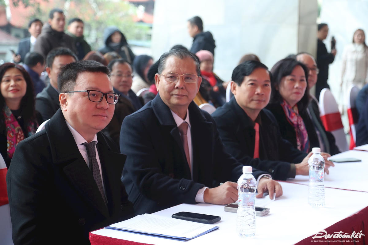 W_bao_xuan-le-khanh8.jpg