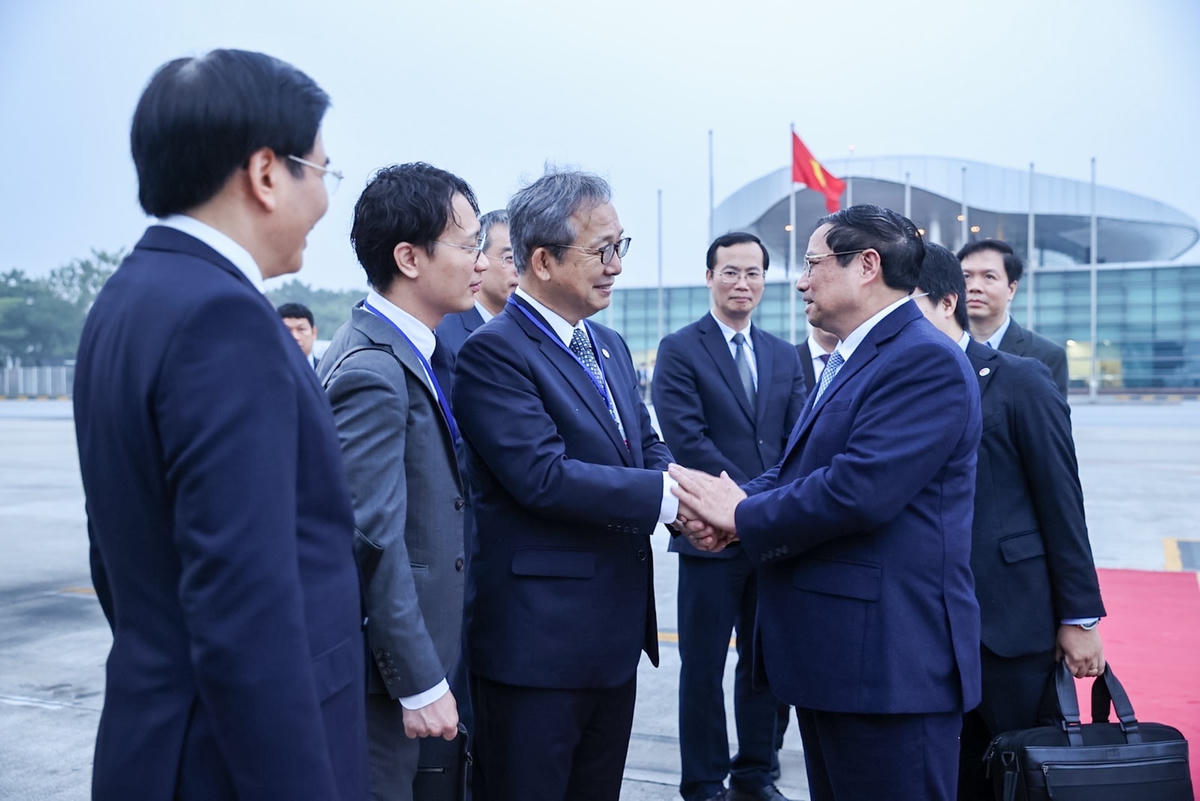 Thủ tướng Phạm Minh Chính lên đường dự Hội nghị cấp cao kỷ niệm 50 năm quan hệ ASEAN - Nhật Bản- Ảnh 2. Thủ tướng Phạm Minh Chính lên đường dự Hội nghị cấp cao kỷ niệm 50 năm quan hệ ASEAN - Nhật Bản- Ảnh 2.