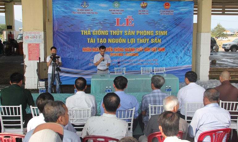 Lễ phát động thả giống thủy sản phóng sinh tái tạo nguồn lợi thủy sản năm 2023.