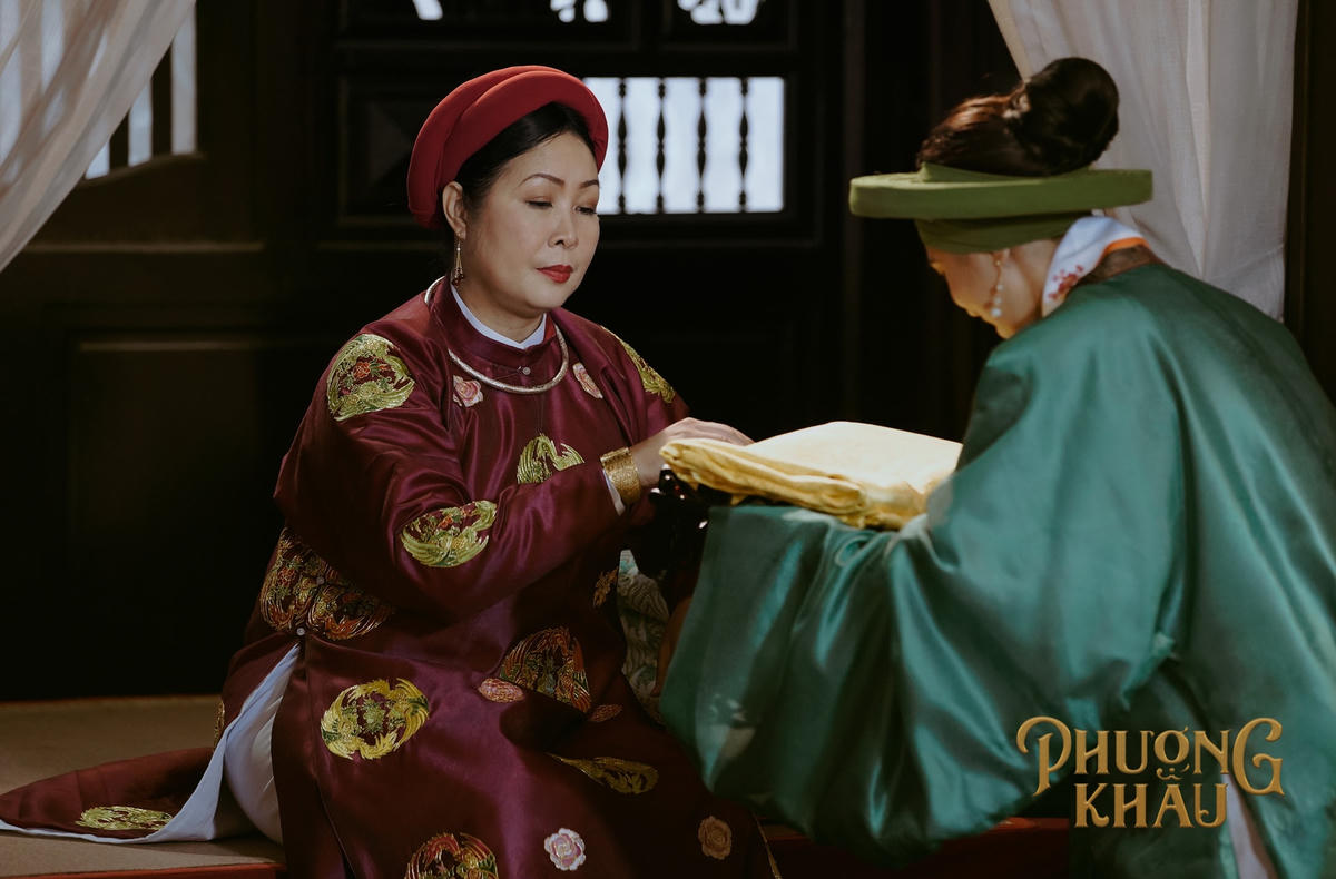Cảnh trong phim “Phượng Khấu”.