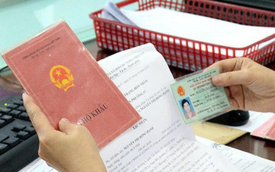 Từ 1/1/2023 bỏ Sổ hộ khẩu giấy. Ảnh VGP.